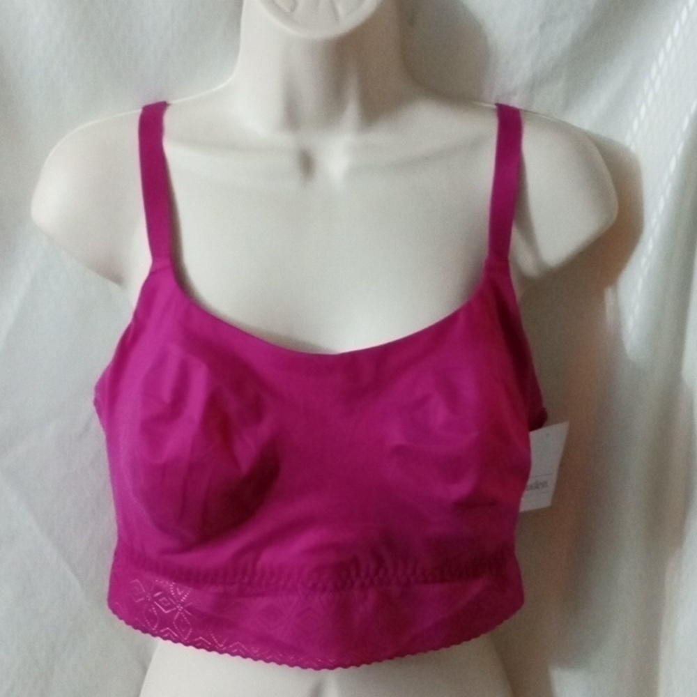 Auden Pullover style Bra Size XL Fuchsia NWT